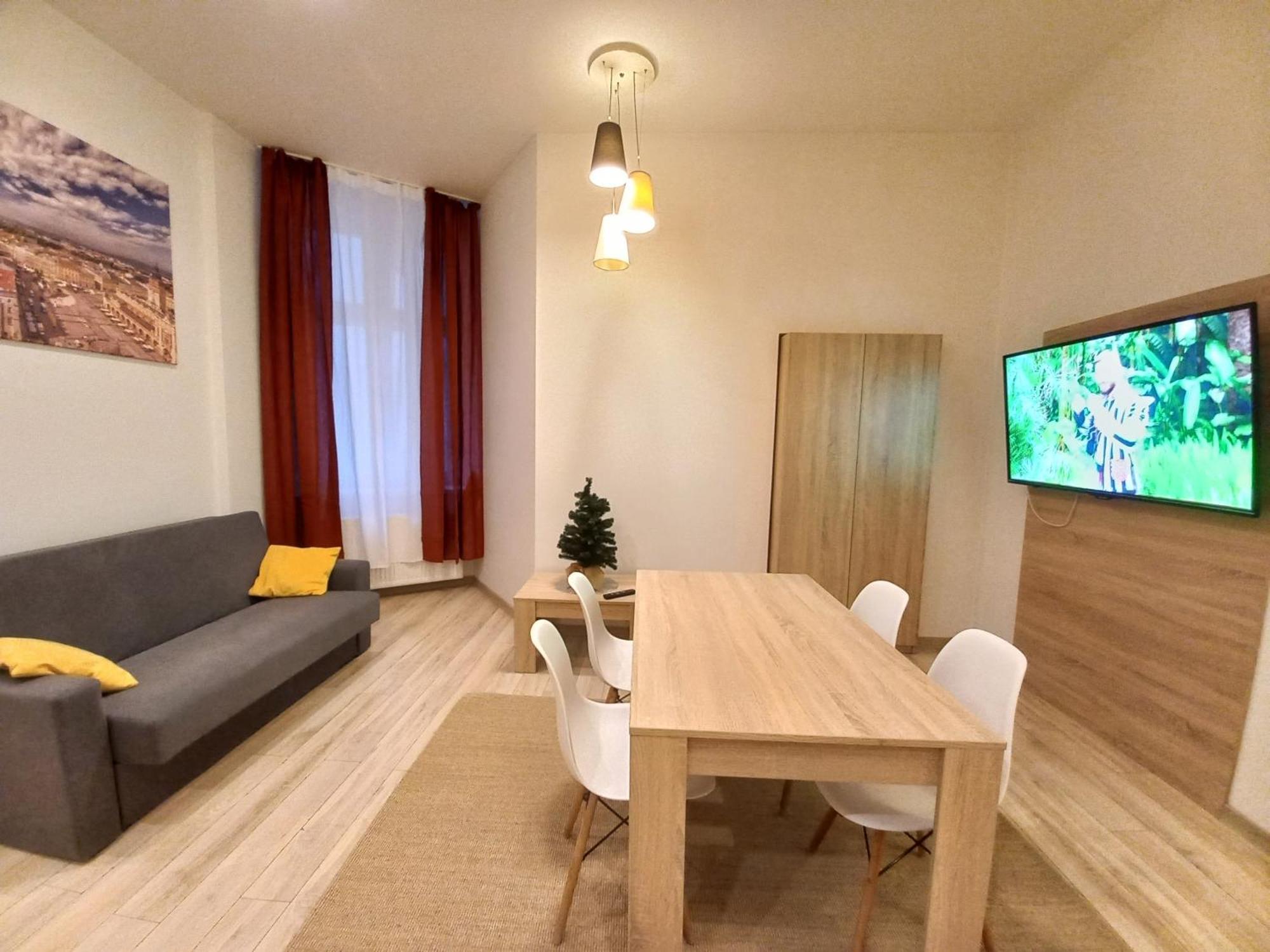 Old Town - B7 Apartment *